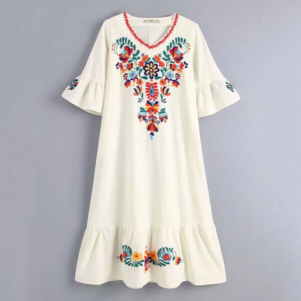 

Floral Embroidery Ruffle Hem Dress