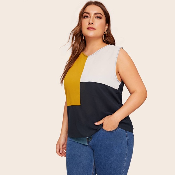 

Plus Cut And Sew Keyhole Back Top