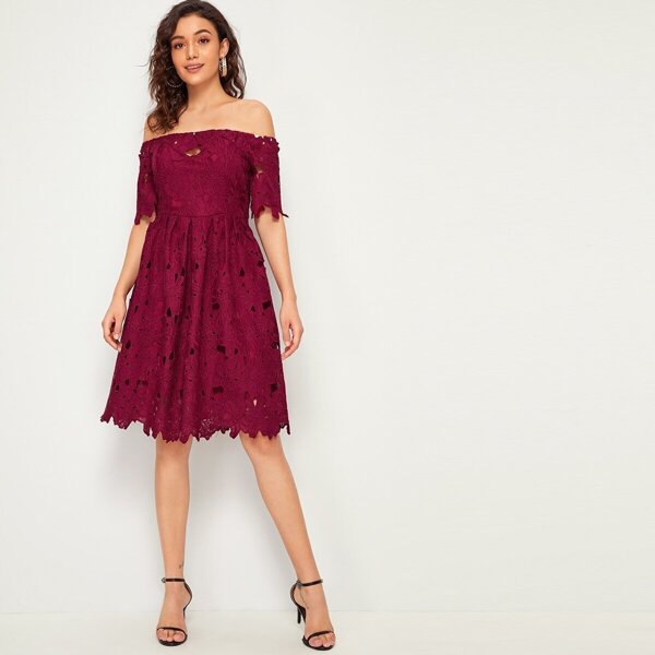 

Off Shoulder Guipure Lace Solid Dress, Burgundy