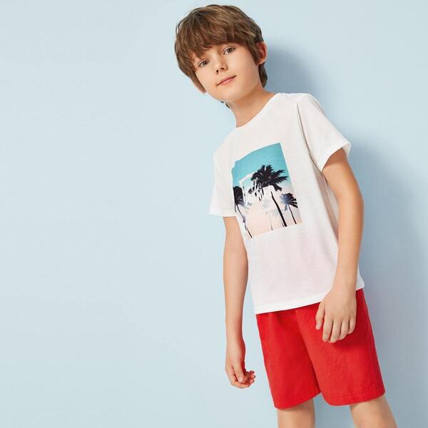 

Boys Tropical Print Top & Solid Shorts Set