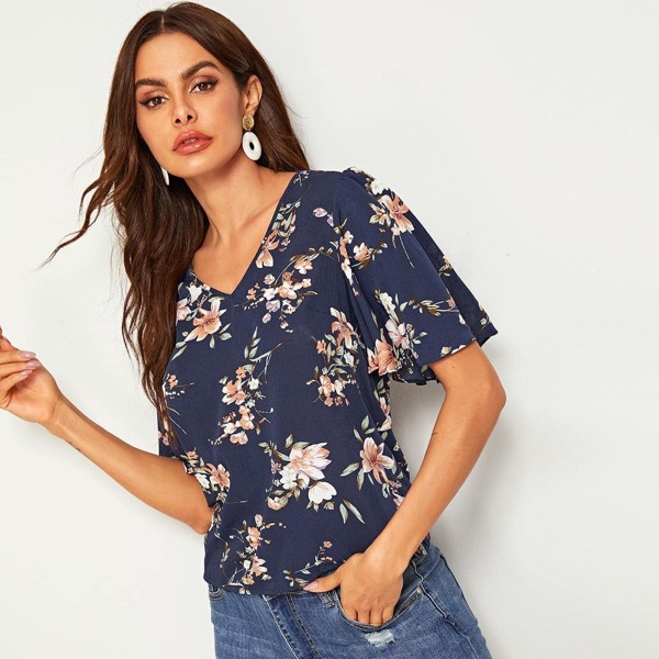 

Flutter Sleeve Floral Print Top