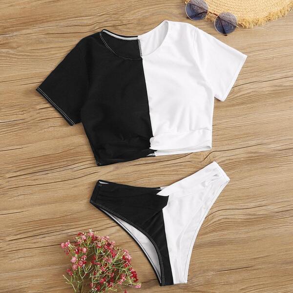 

Two Tone Short Sleeve Twist 2 Piece Swimsuit