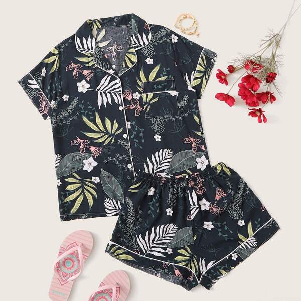 

Floral & Leaf Print Button-up Pajama Set