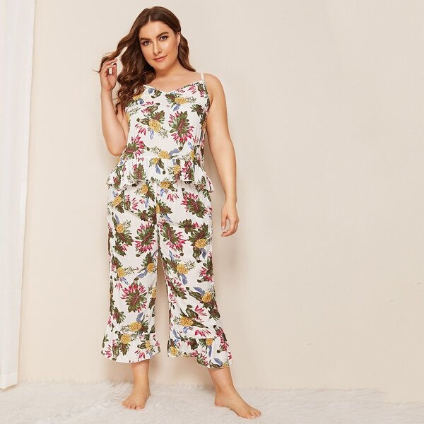 

Plus Pineapple Print Pajama Set