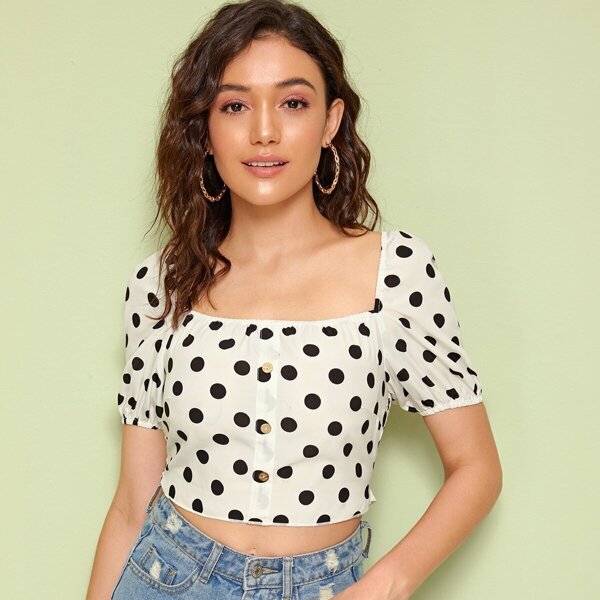 

Button Front Polka-dot Print Crop Top