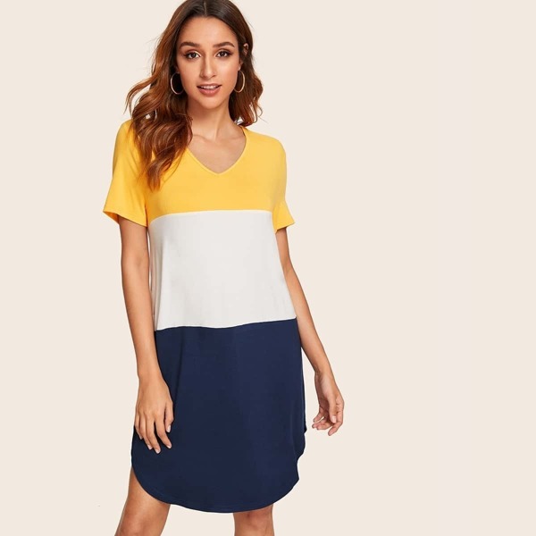 

Cut-and-sew Curved Hem Dress, Multicolor