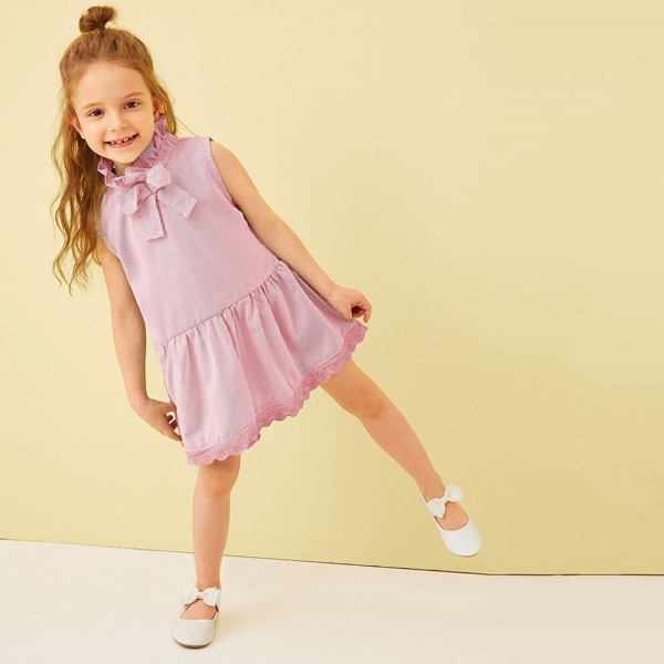 

Toddler Girls Bow Front Embroidered Eyelet Hem Dress