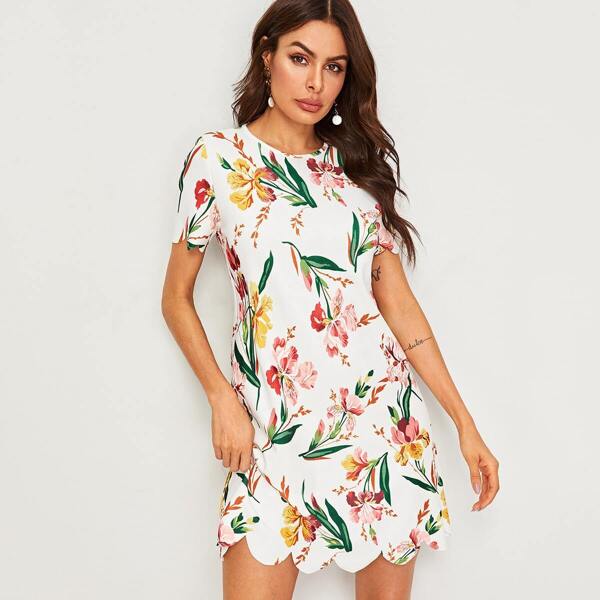 

Keyhole Back Scallop Trim Floral Print Dress