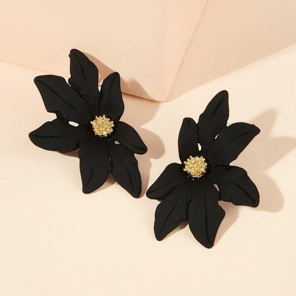 

Flower Shaped Stud Earrings 1pair, Black