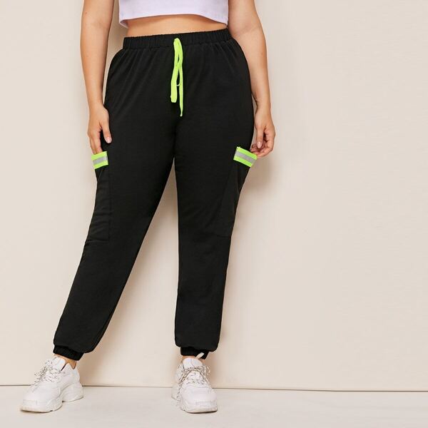 

Plus Neon Trim Drawstring Waist Patch Pocket Sweatpants, Black