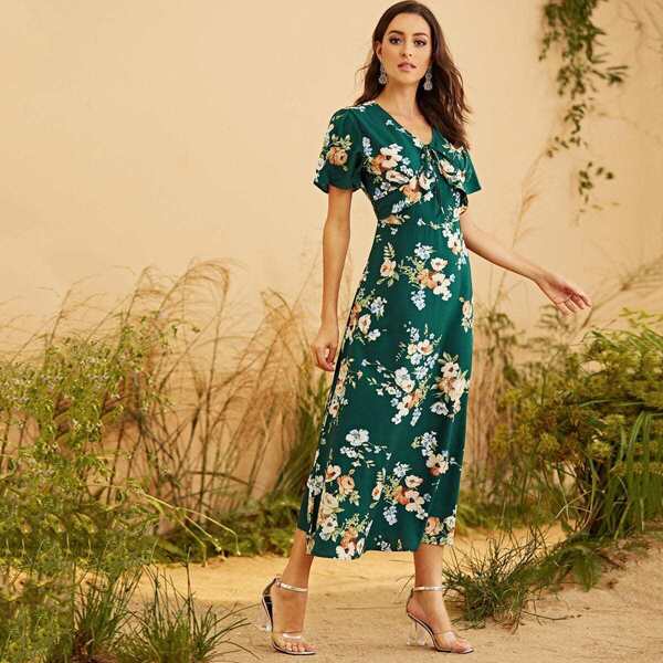 

Floral Print Tie Neck Maxi Dress