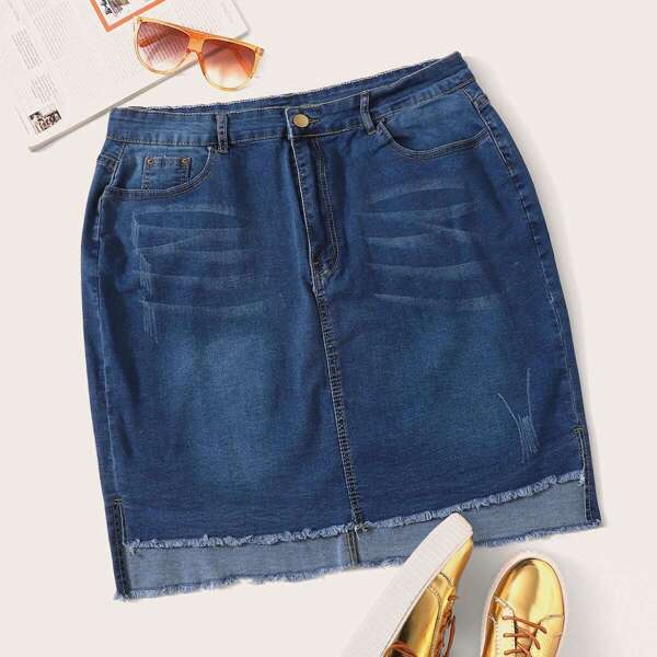

Plus Raw Hem Denim Skirt
