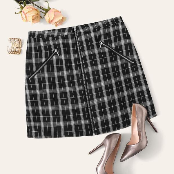 

Plus Plaid Print Zip Skirt