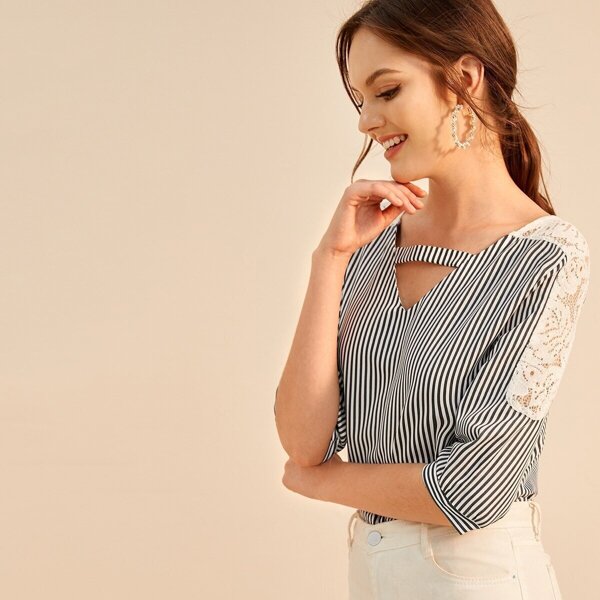 

Contrast Lace Keyhole Neck Striped Blouse, Black and white