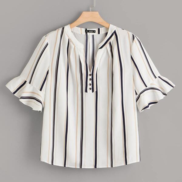 

Plus V-cut Button Detail Flounce Sleeve Striped Top