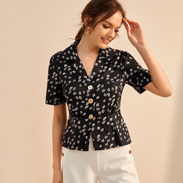 

Allover Floral Print Ruffle Hem Blouse, Black