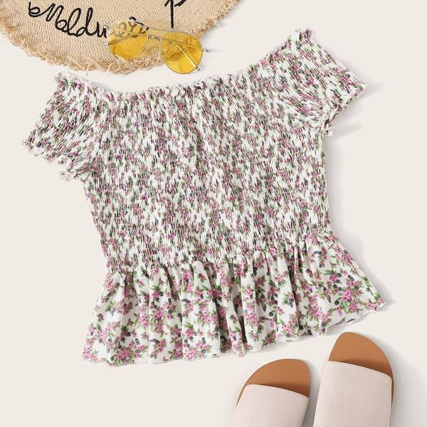 

Frill Trim Ditsy Floral Shirred Peplum Top