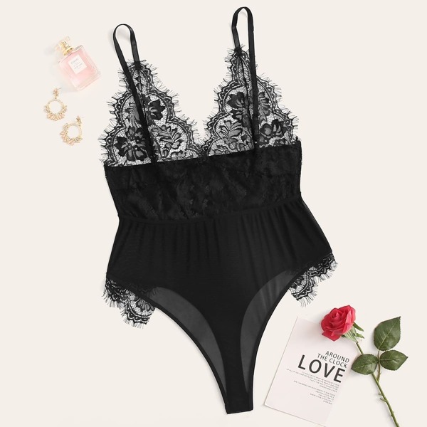 Plus Contrast Lace Romper Bodysuit