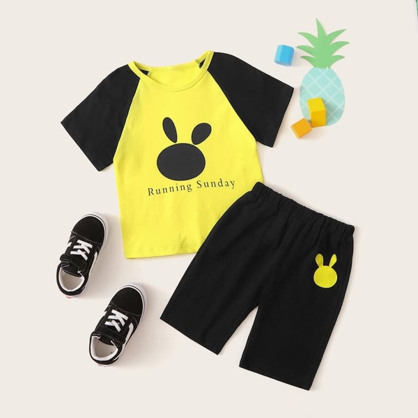 

Toddler Boys Contrast Raglan Sleeve Cartoon Print Tee With Shorts