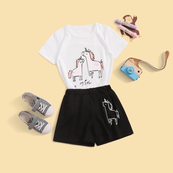 

Toddler Boys Unicorn Print Tee With Shorts