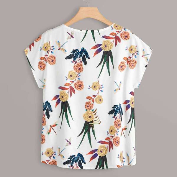 

Plus Floral Print Curved Hem Blouse