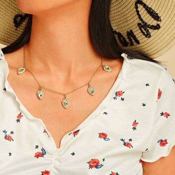 

Rhinestone Engraved Waterdrop Chain Necklace 1pc