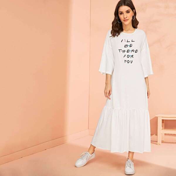

Drop Shoulder Slogan Print Ruffle Hem Dress