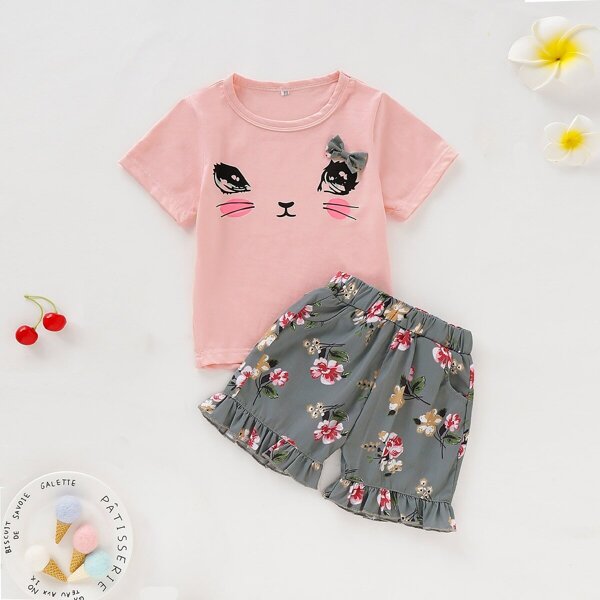 

Toddler Girls Cartoon Print Tee With Floral Print Ruffle Hem Shorts