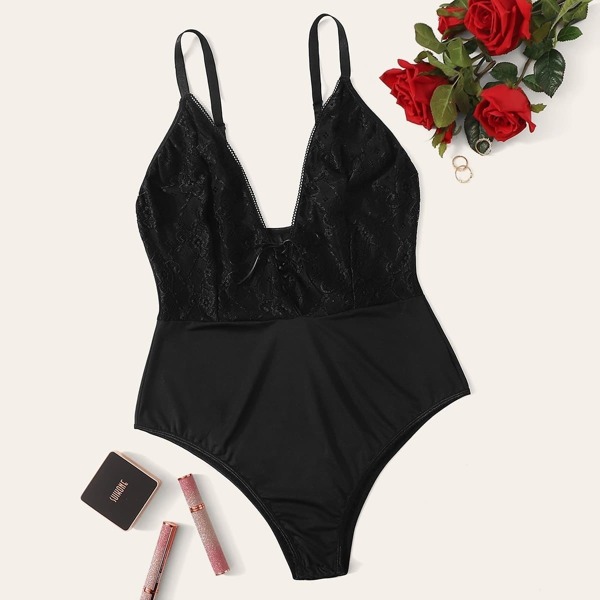 

Plus Contrast Lace Lace-up Teddy Bodysuit