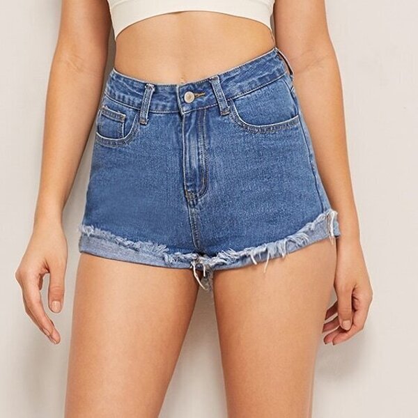 

Frayed Trim Rolled Hem Denim Shorts, Blue