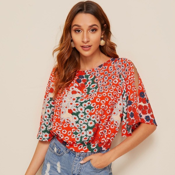 

Tie Back Split Daisy Floral Top