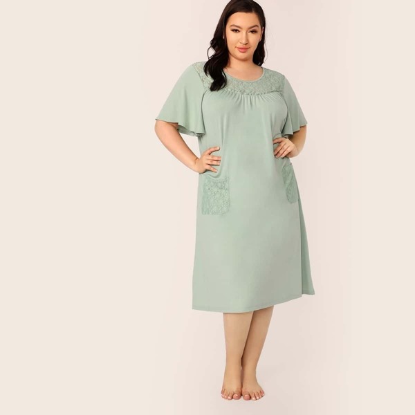 

Plus Lace Yoke and Pocket Patched Night Dress