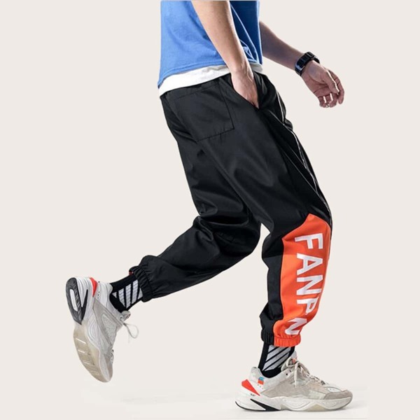

Men Letter Print Contrast Panel Pants