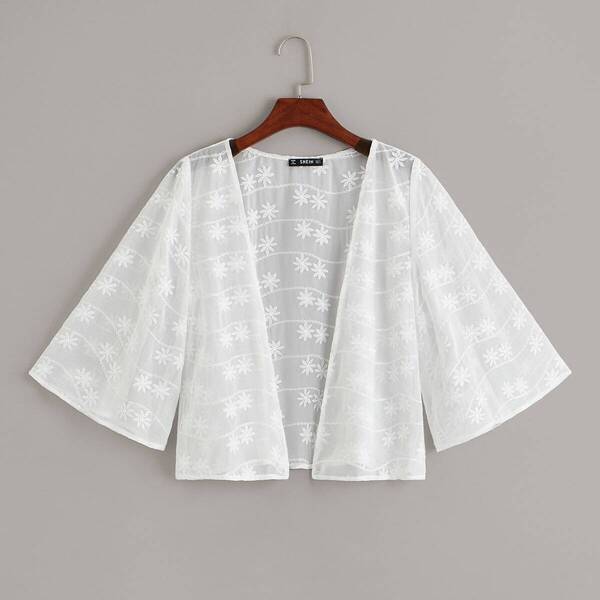 

Solid Embroidered Detail Crop Kimono