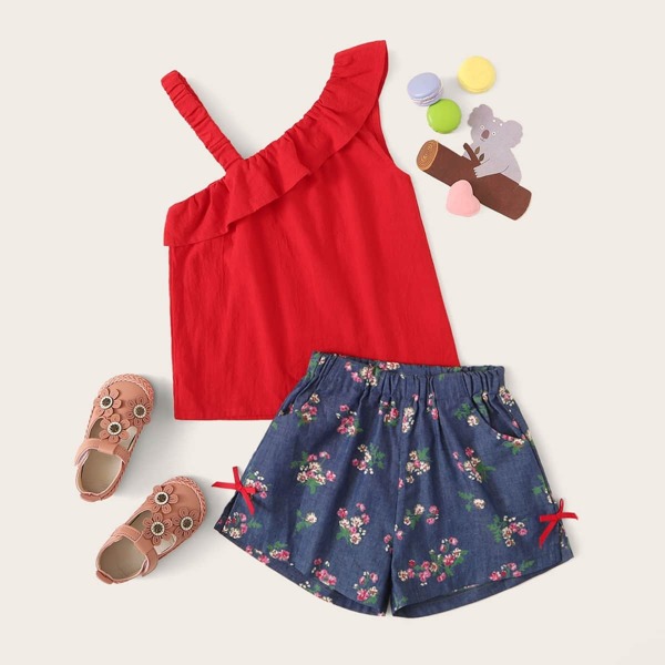 

Toddler Girls Asymmetrical Neck Ruffle Top & Flower Shorts Set