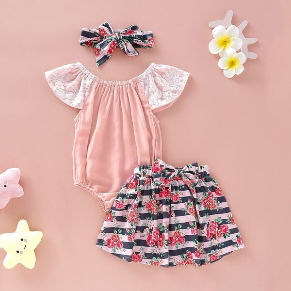 

Baby Girl Lace Panel Romper & Floral Print Bow Skirt & Headband