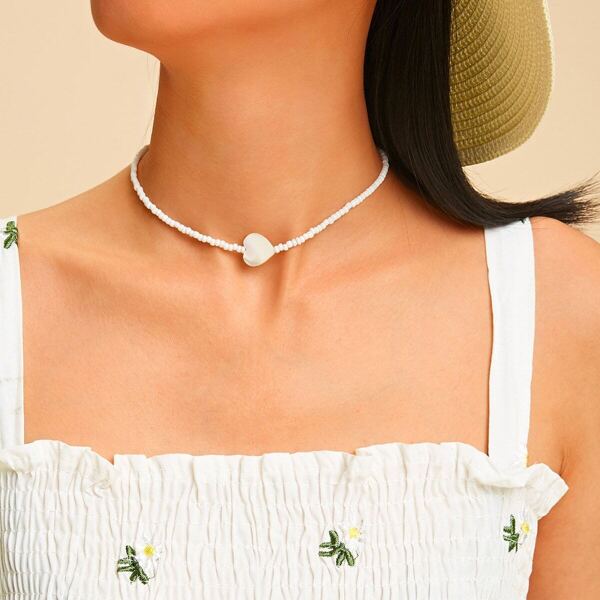 

Heart Pendant Beaded Choker 1pc