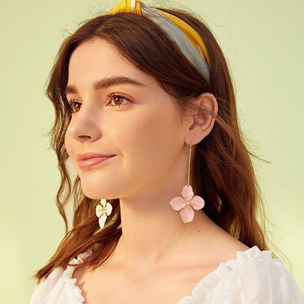 

Flower Shaped Bar Drop Drop Earrings 1pair