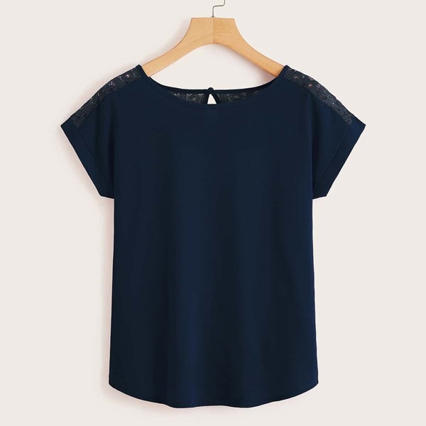 

Contrast Lace Yoke Blouse