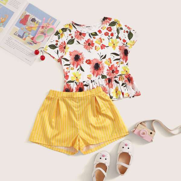 

Girls Floral Ruffle Hem Top and Pleated Shorts Set