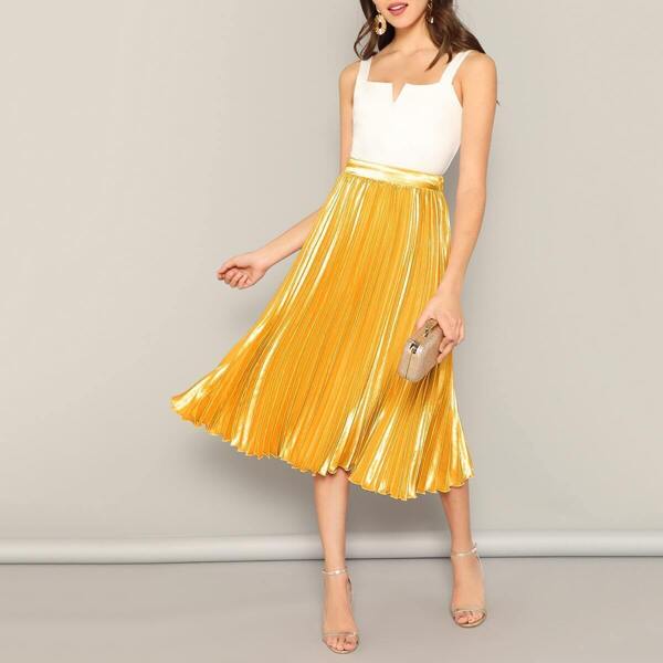 

Wide Waistband Pleated Metallic Skirt, Yellow