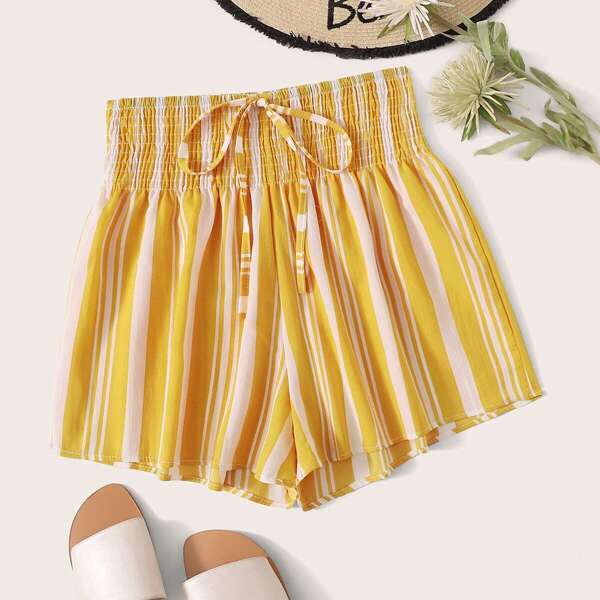 

Striped Tie Front Shirred Waist Shorts