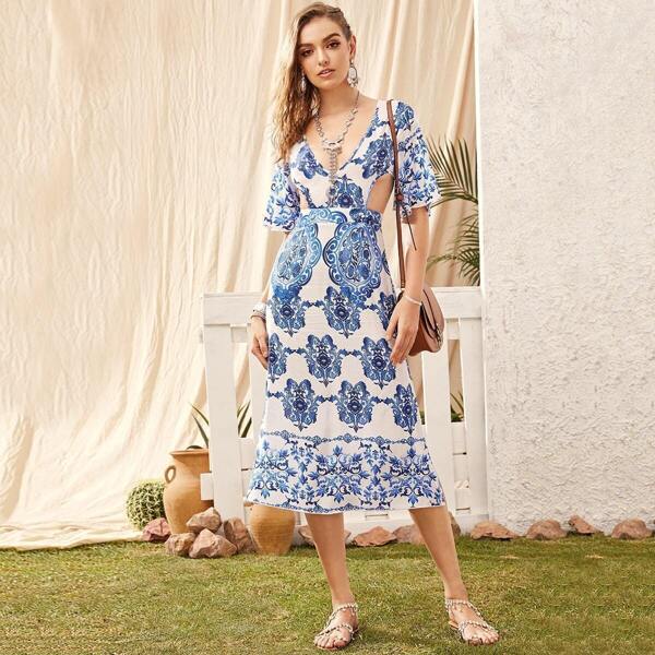 

Tribal Print M-slit Hem Cut-out Backless Dress