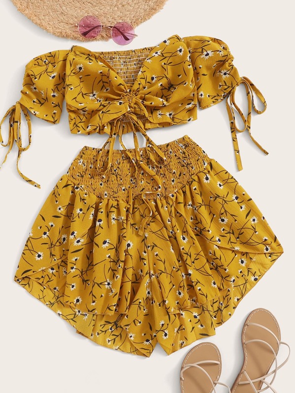 

Shirred Back Ditsy Floral Drawstring Bardot Top & Shorts, Yellow