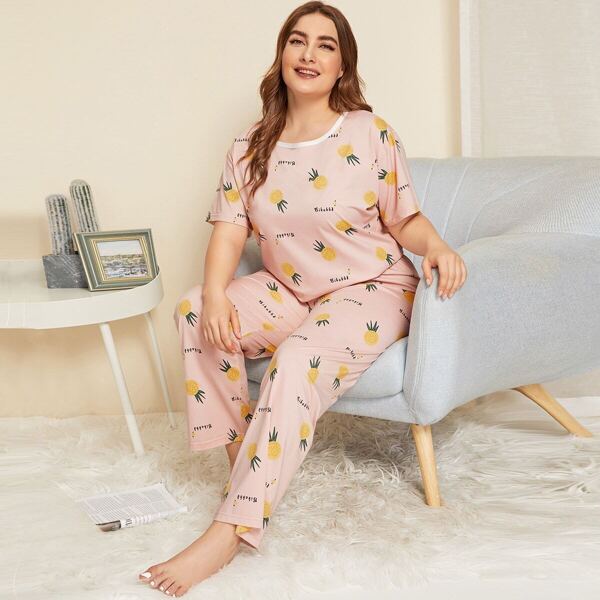 

Plus Pineapple & Letter Print Pajama Set