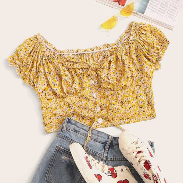 

Frill Trim Button & Knot Front Ditsy Floral Top