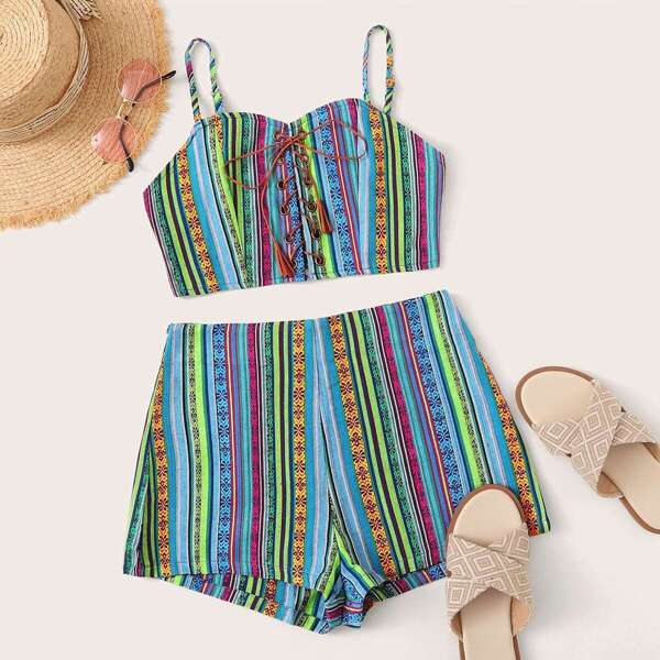 

Lace Up Aztec Crop Top & Shorts Set, Multicolor