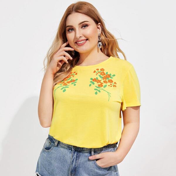 

Plus Floral Print Tee