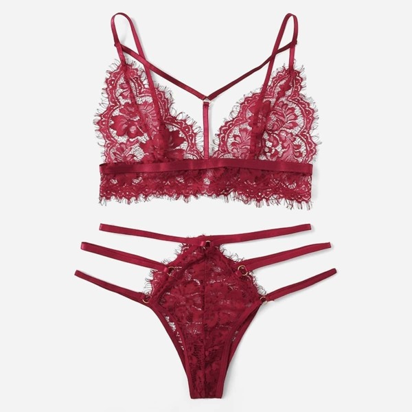 

Plus Floral Lace Harness Lingerie Set