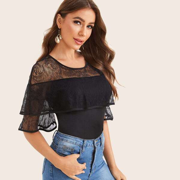 

Contrast Lace Flounce Sleeve Blouse